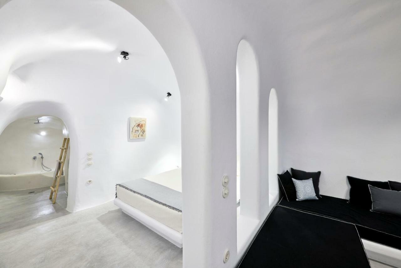 Cave Suite Oia Екстериор снимка