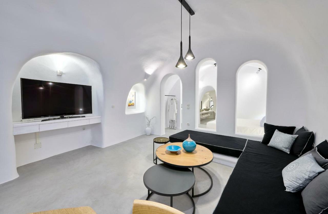 Cave Suite Oia Екстериор снимка