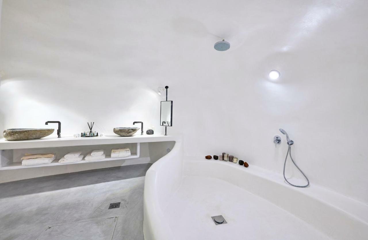 Cave Suite Oia Екстериор снимка