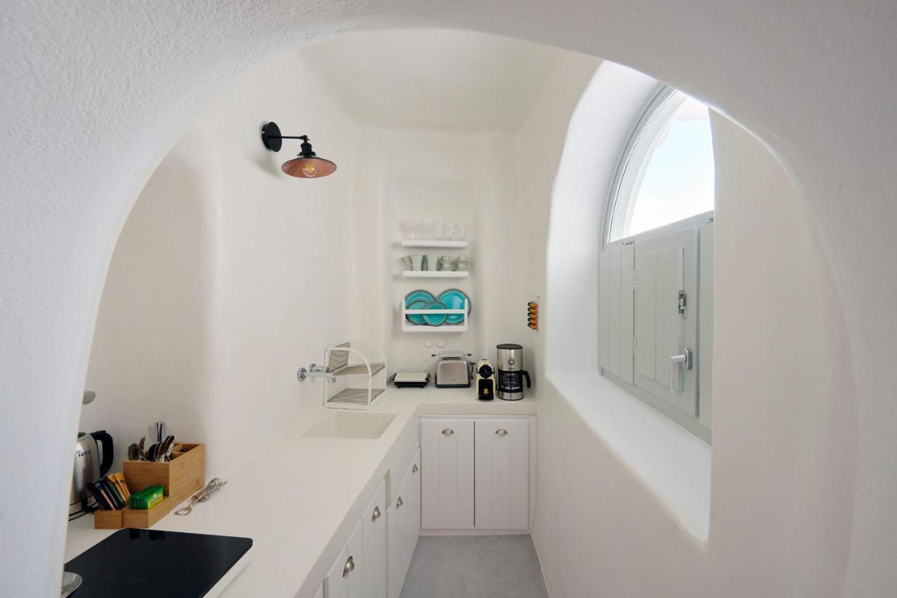 Cave Suite Oia Екстериор снимка